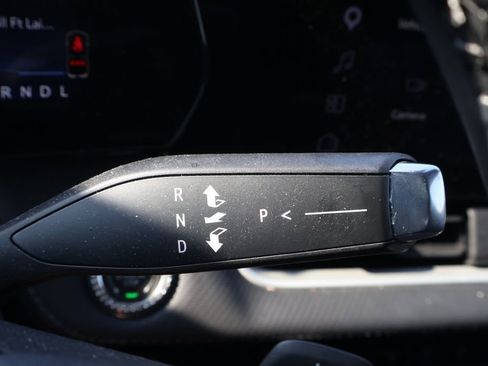 Used 2026 Chevrolet Equinox LT FWD image 19
