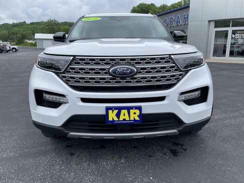 Used 2024 Ford Explorer Limited AWD/4WD image 4