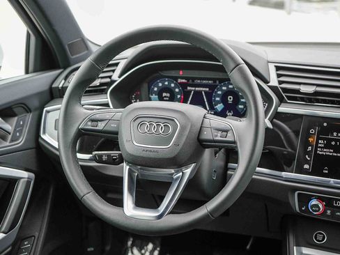 Used 2025 Audi Q3 2.0T Premium w/ Convenience Package AWD/4WD image 20