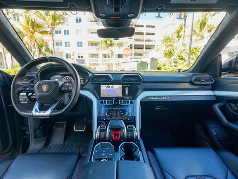 Used 2019 Lamborghini Urus AWD/4WD image 79