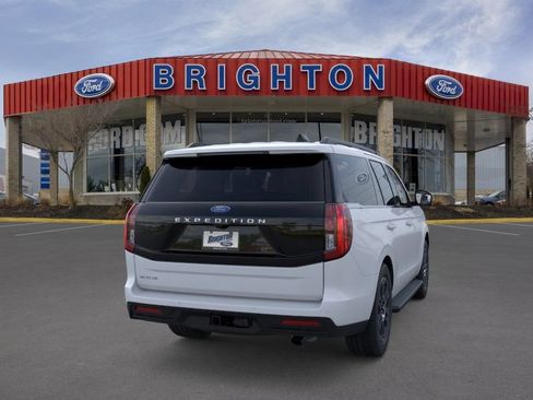 Used 2026 Ford Expedition Active AWD/4WD image 8