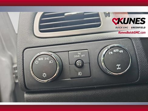 Used 2013 GMC Yukon SLT AWD/4WD image 19