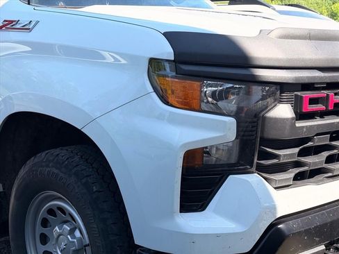 Used 2024 Chevrolet Silverado 1500 W/T w/ WT Value Package AWD/4WD image 12