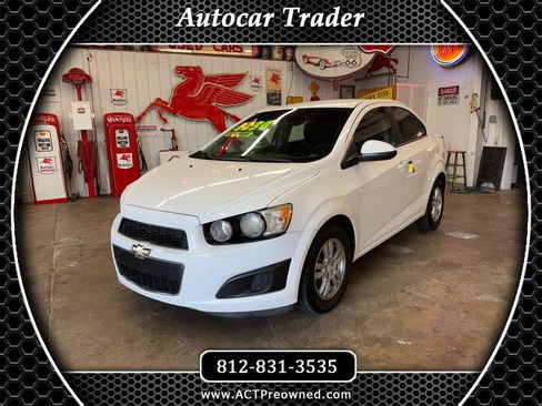 Used 2015 Chevrolet Sonic LT FWD image 1