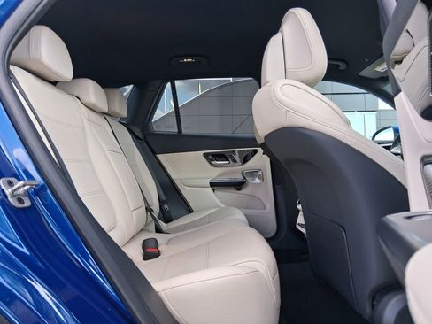 New 2026 Mercedes-Benz GLC 300 image 22