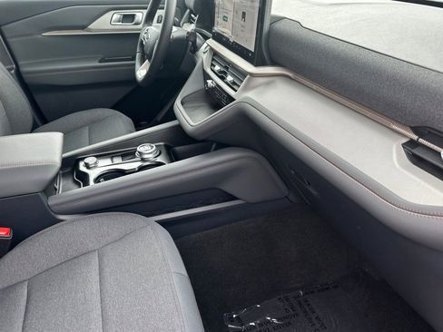 New 2026 Ford Explorer Active image 25