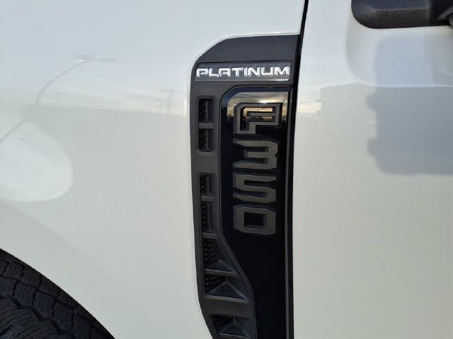 Used 2025 Ford F350 Platinum AWD/4WD image 7