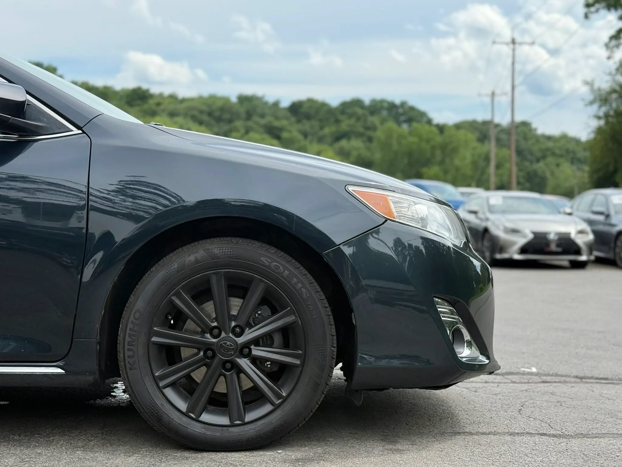 Used 2014 Toyota Camry XLE w/ Convenience Package FWD image 8