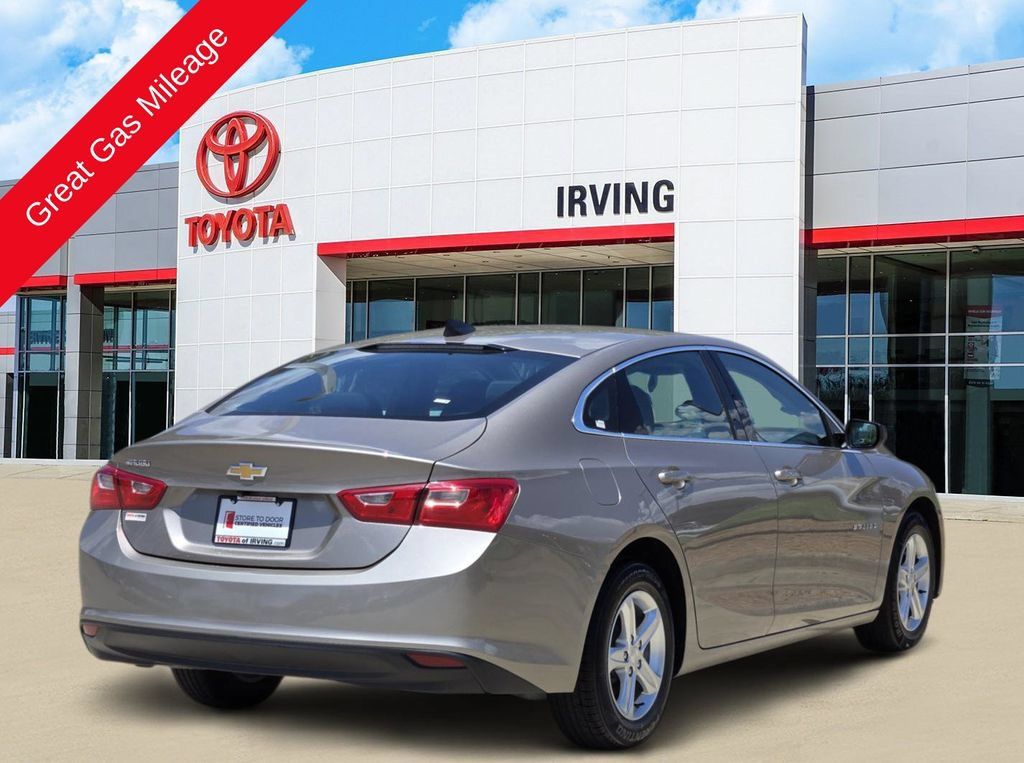 Used 2024 Chevrolet Malibu LS FWD image 4
