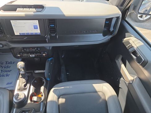 Used 2023 Ford Bronco Black Diamond AWD/4WD image 17
