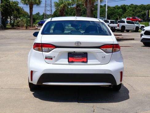 Used 2022 Toyota Corolla LE FWD image 22