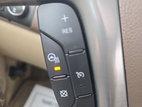 Used 2013 Chevrolet Tahoe LTZ image 22