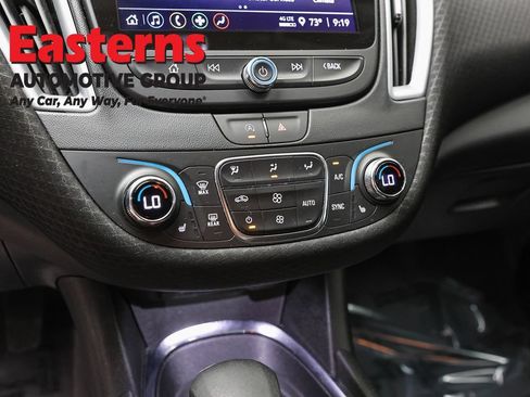 Used 2023 Chevrolet Malibu LT FWD image 20