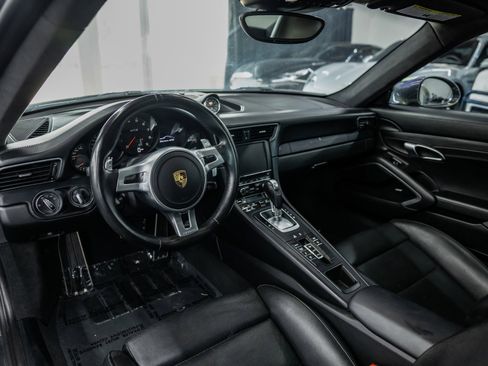 Used 2016 Porsche 911 Carrera GTS image 21