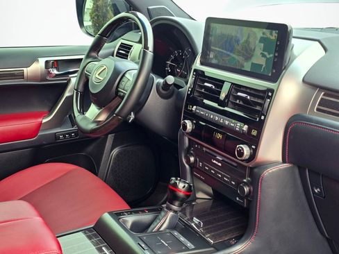 Used 2023 Lexus GX 460 Premium w/ Premium Package AWD/4WD image 30
