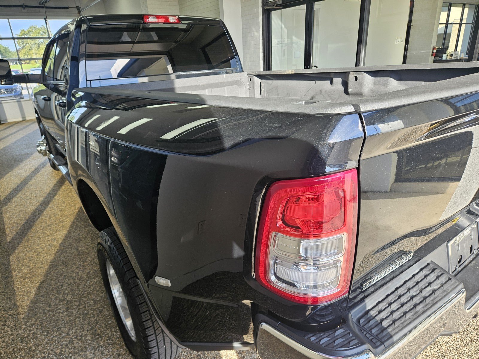 Used 2019 RAM 3500 Big Horn AWD/4WD image 4