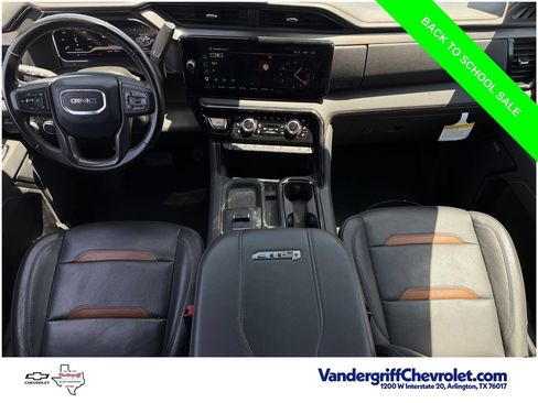Used 2025 GMC Sierra 2500 AT4 AWD/4WD image 9