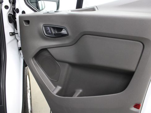 Used 2023 Ford Transit 350 XLT RWD image 21