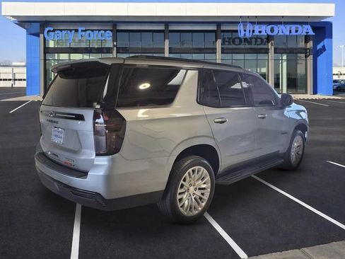 Used 2023 Chevrolet Tahoe RST AWD/4WD image 2