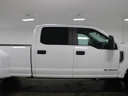 Used 2020 Ford F350 XL w/ STX Appearance Package image 11