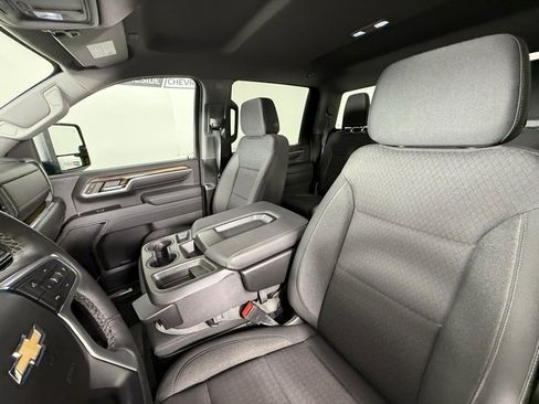 Used 2024 Chevrolet Silverado 2500 LT w/ All Star Edition image 28
