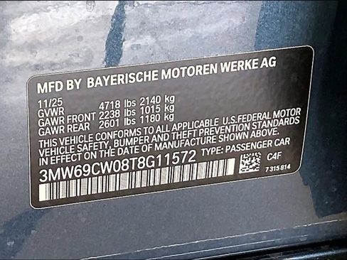 New 2026 BMW 330i Sedan w/ Premium Package image 18