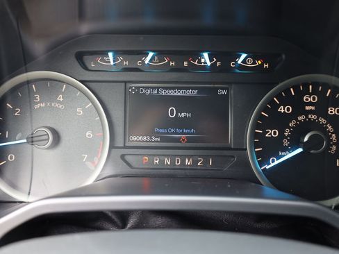 Used 2016 Ford F150 XLT w/ Equipment Group 302A Luxury image 14