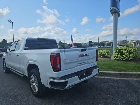Used 2022 GMC Sierra 1500 Denali AWD/4WD image 2