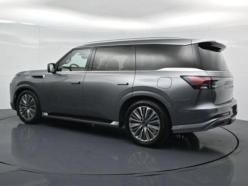 Used 2025 INFINITI QX80 Sensory AWD/4WD image 3