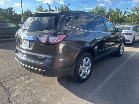 Used 2017 Chevrolet Traverse Premier image 4