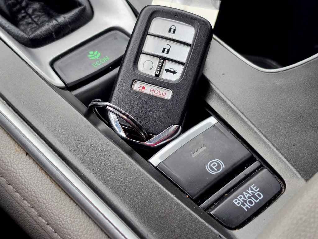 Used 2020 Honda Accord EX-L image 24