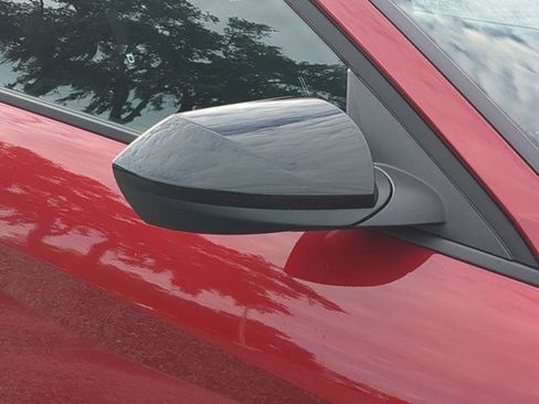 Used 2025 Hyundai Elantra Sport image 11