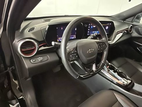 Used 2024 Chevrolet Trax RS w/ Driver Confidence Package FWD image 13