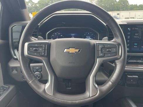 Used 2023 Chevrolet Silverado 1500 LT w/ Convenience Package II AWD/4WD image 24