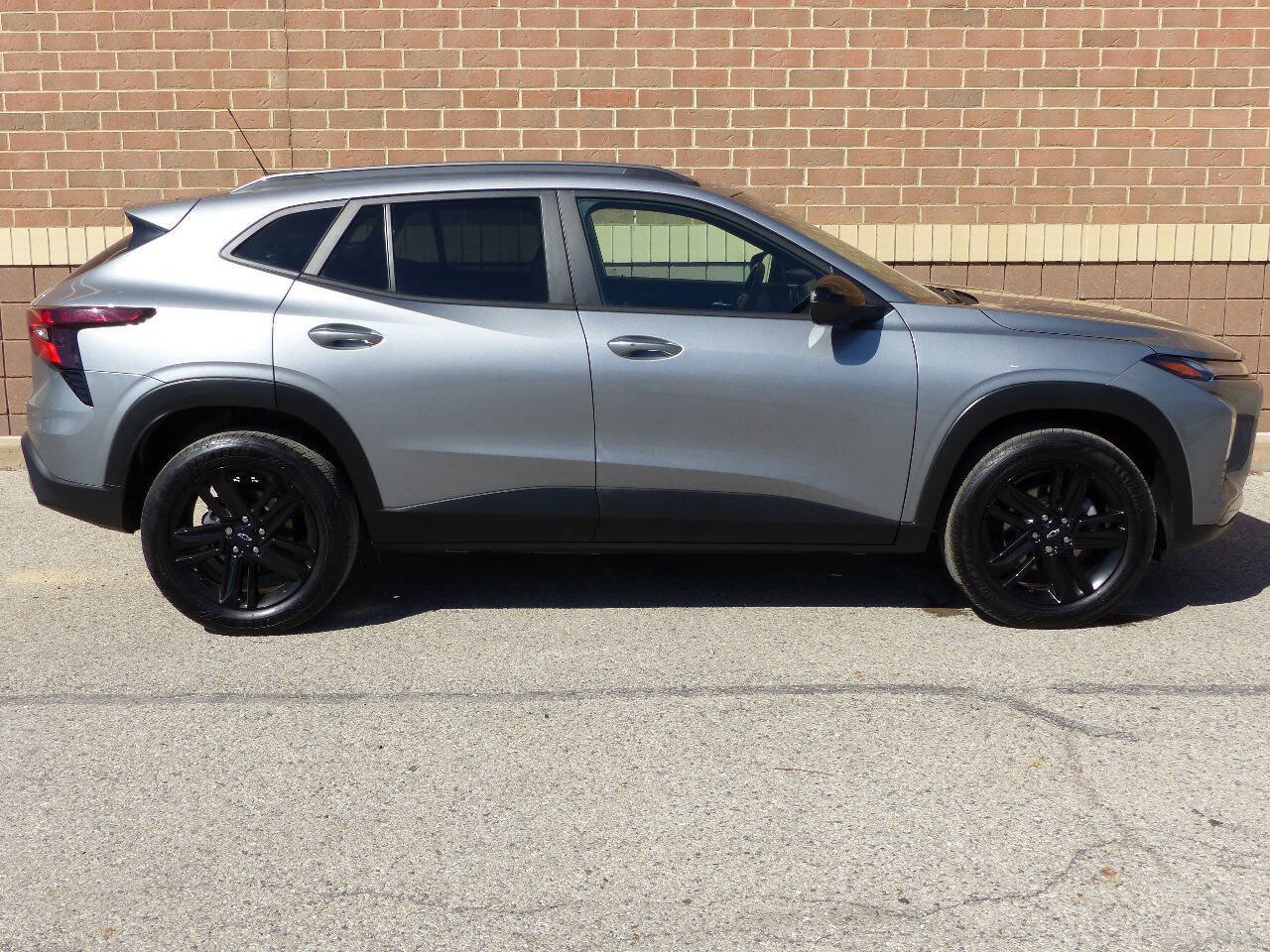 Used 2026 Chevrolet Trax ACTIV w/ Driver Confidence Package FWD image 11