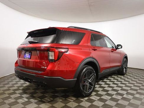 Certified 2025 Ford Explorer ST-Line w/ Premium Package image 4