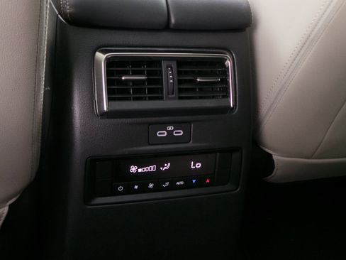 Certified 2024 MAZDA CX-90 3.3 Turbo w/ Premium Package AWD/4WD image 37