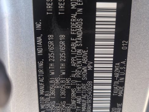 Certified 2024 Toyota Highlander XLE image 35