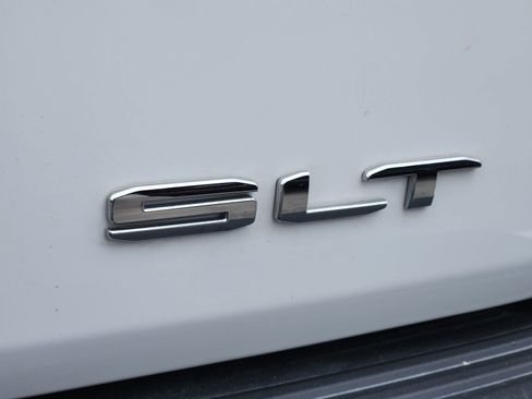 Certified 2024 GMC Yukon SLT w/ SLT Premium Package image 14