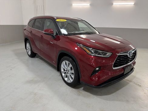 Used 2021 Toyota Highlander Limited image 4