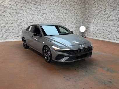 Used 2025 Hyundai Elantra Sport