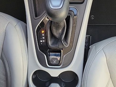 Used 2020 Jeep Cherokee Limited w/ Technology Group image 19