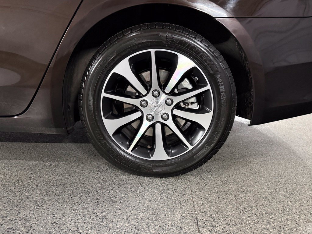 Used 2015 Acura TLX FWD image 13