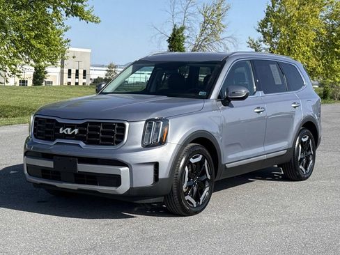 Used 2023 Kia Telluride S AWD/4WD image 28