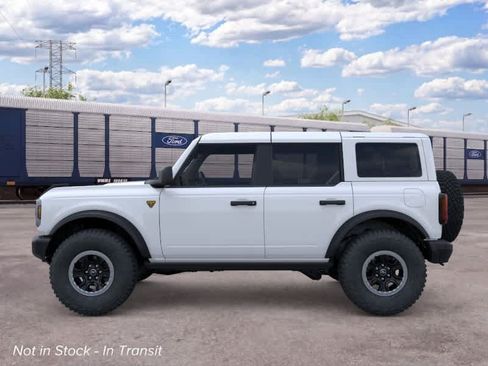 New 2026 Ford Bronco Badlands AWD/4WD image 3
