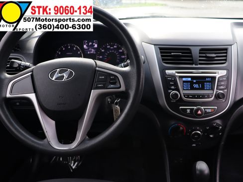 Used 2017 Hyundai Accent SE image 15