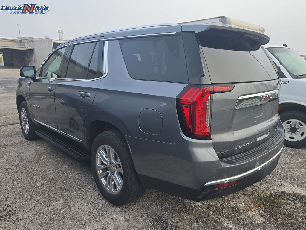 Used 2021 GMC Yukon SLT w/ SLT Premium Package RWD image 4
