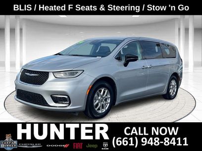 Used 2024 Chrysler Pacifica Touring-L