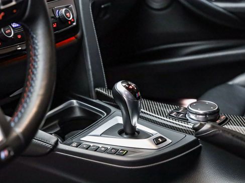 Used 2015 BMW M3 RWD image 24