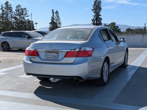 Used 2013 Honda Accord EX image 5
